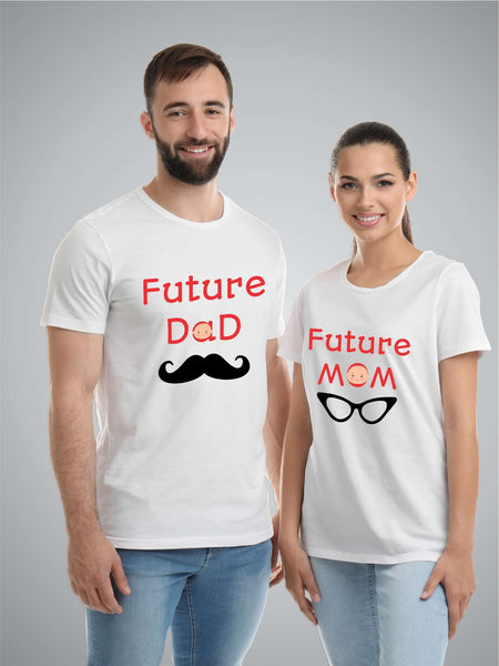 Future Mom Dad With Baby Smile  T-shirt