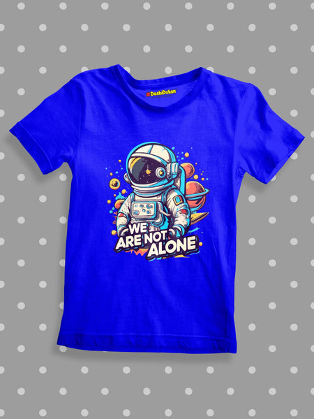 We Are not Alone in Space T-shirt