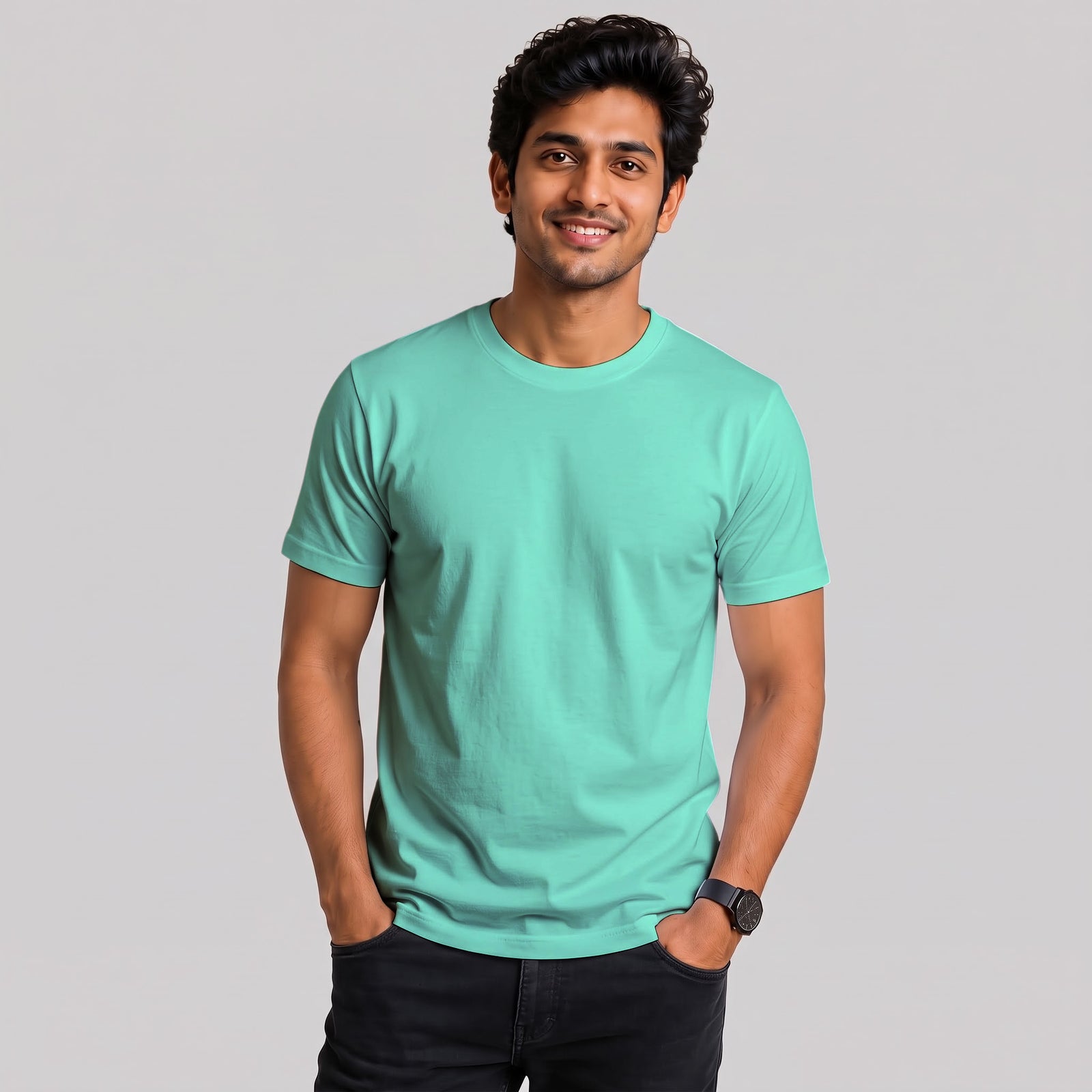 Round Neck T-shirts