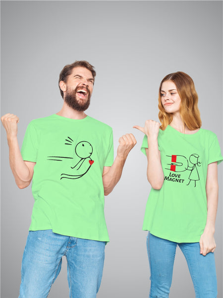 Love magnet twinning t-shirt pair